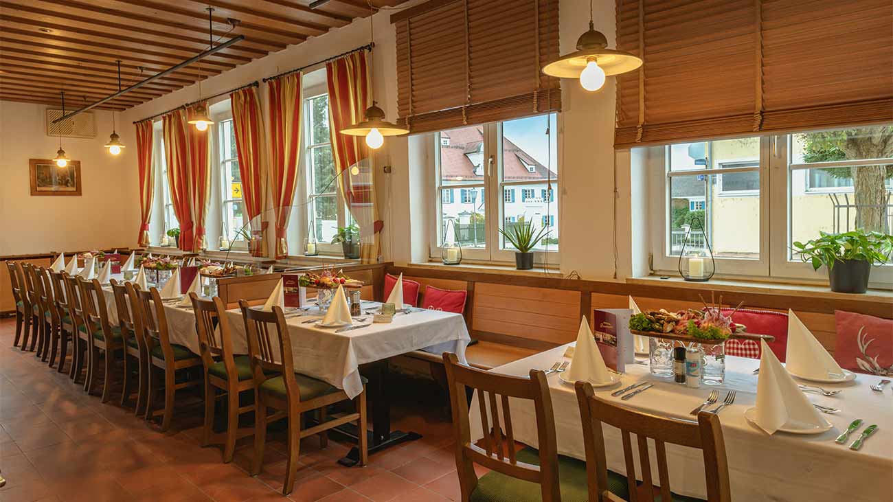 Entdecken Sie unsere vielseitigen Räumlichkeiten im Hohenthanner Brauereigasthof.
