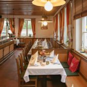 Hohenthanner Brauereigasthof Gaststube