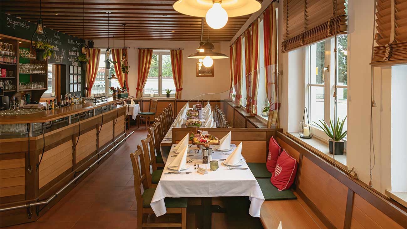 Hohenthanner Brauereigasthof Gaststube
